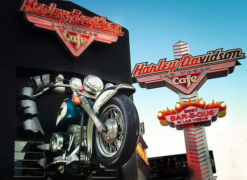 Свадьба в часовне Harley-Davidson Cafe
