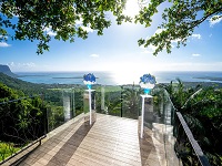 фото Свадьба в горах с видом на океан: выездная церемония  — Маврикий