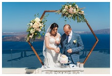Свадьба в Греции, на острове Санторини